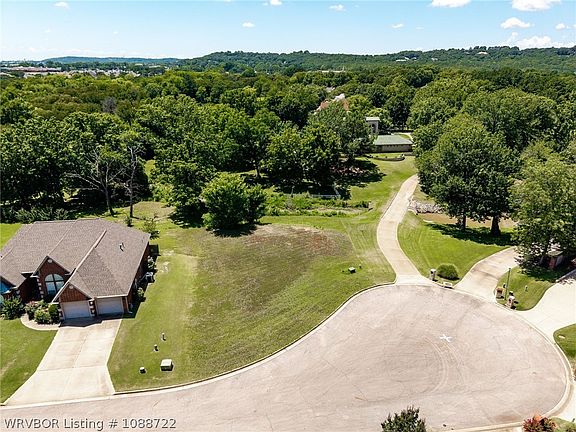 5th image of 2612 Carrington Pointe Rd