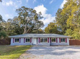 30 Hancock Ln, Pensacola, FL 32503