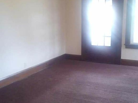 5th image of 66 E Woodland Ave