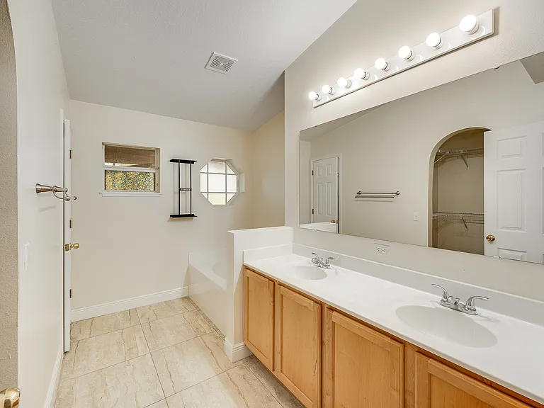537 Mason Dr — Photo 34