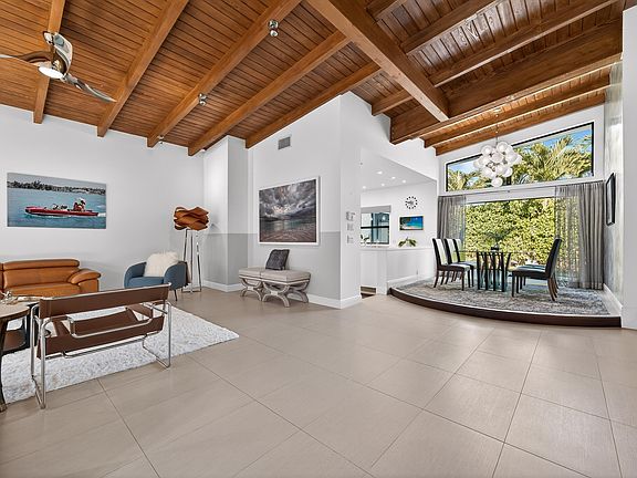 4th image of 25 Ocean Drive