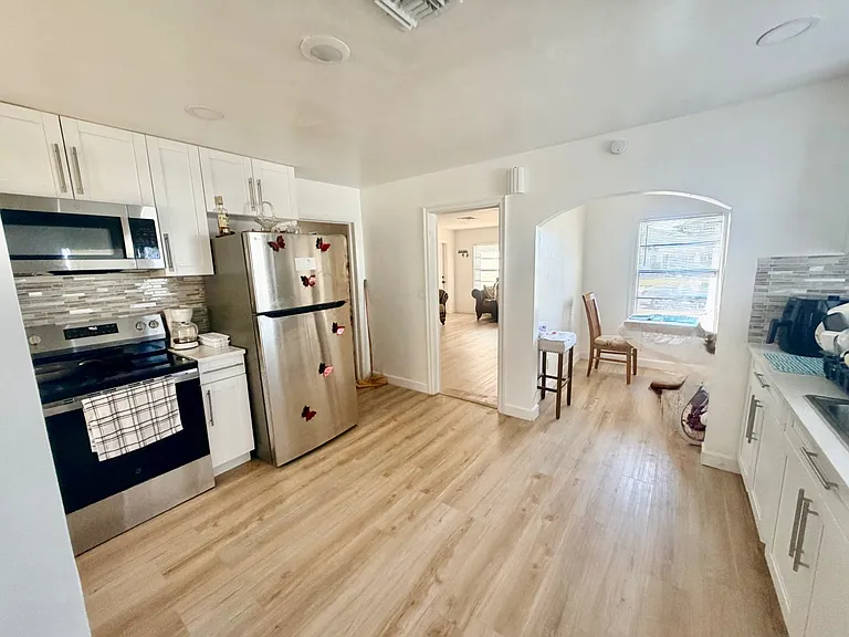 443 Wilder St #2 — Photo 12