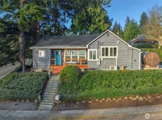 327 S Summit Avenue, Bremerton, WA 98312