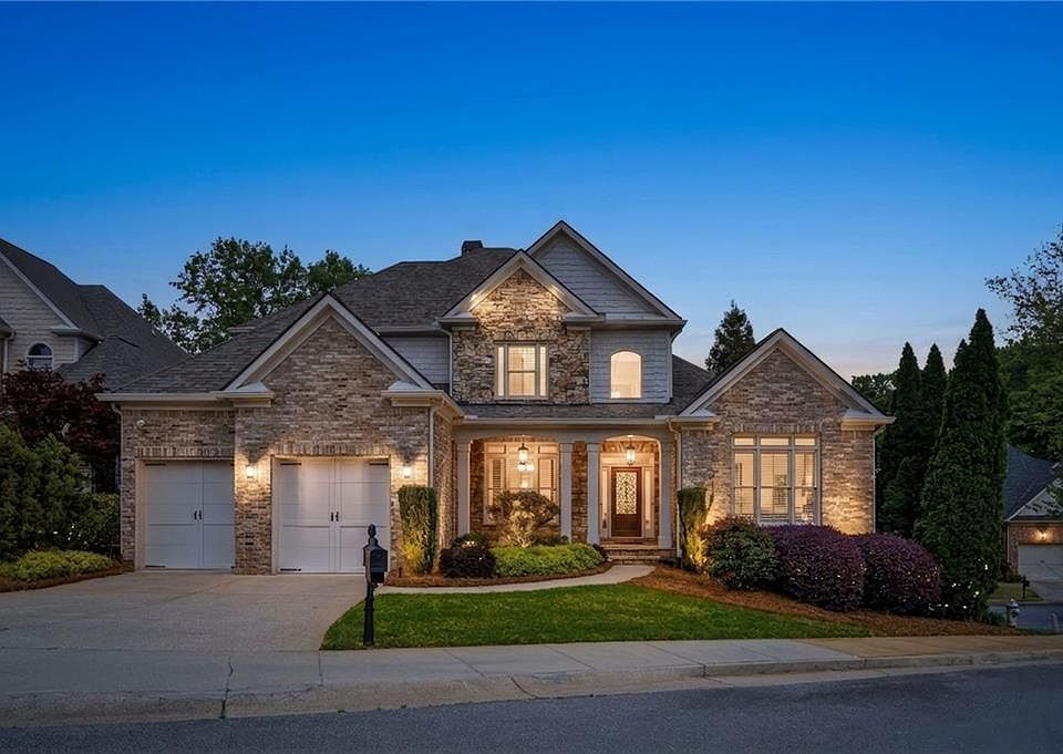 1st image of 405 Forrest Ln