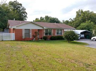 705 Millville Dr, Henderson, TX 75652