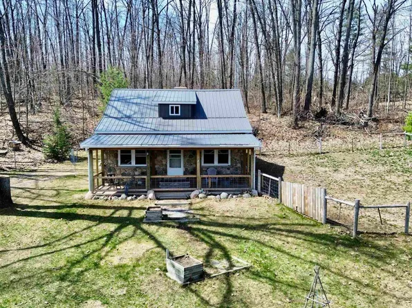 12390 Nickerson Valley Rd, Atlanta, MI 49709