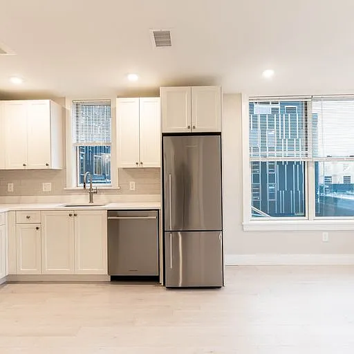 197 Green St #305 — Photo 4
