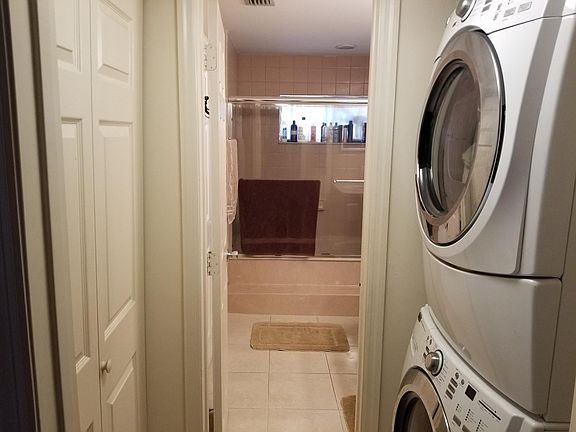 4th image of 4224 Palm Bay Circle