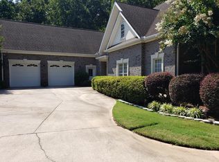 5464 Linger Longer Rd, Cumming, GA 30041