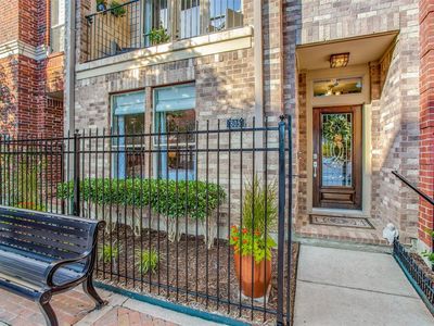 805 Farmers Market Way, Dallas, TX, 75201