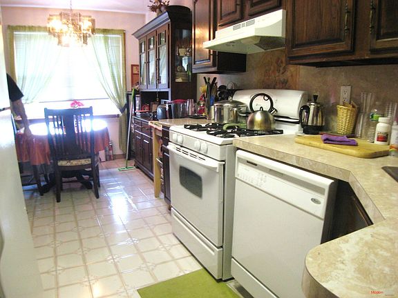 3rd image of 2224 49th St
