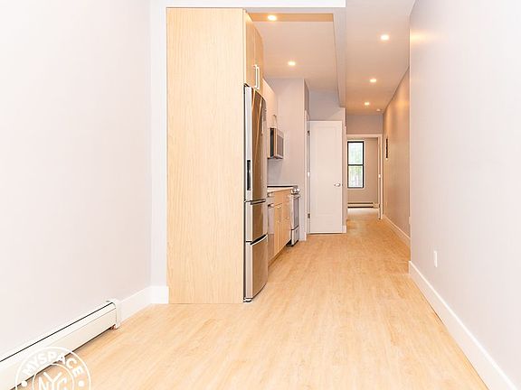 3rd image of 814 Macon St #9E