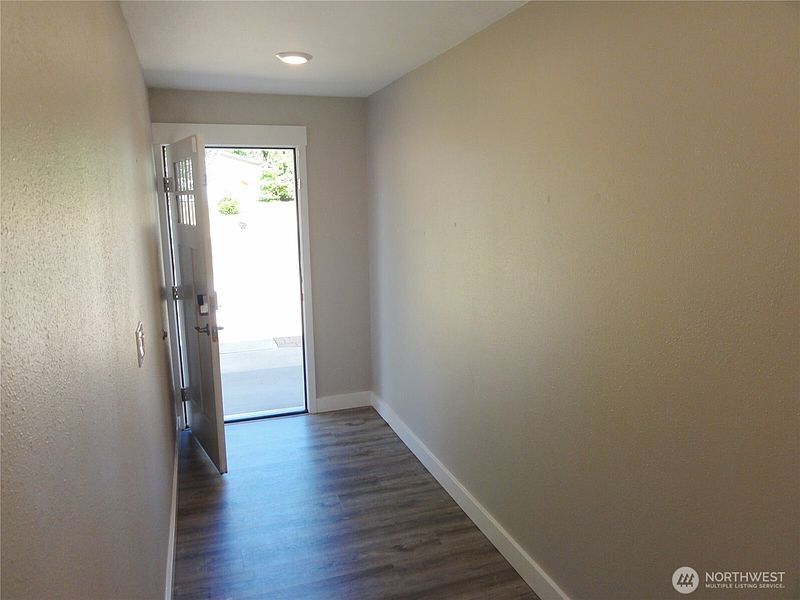 3rd image of 4911 64th Avenue W