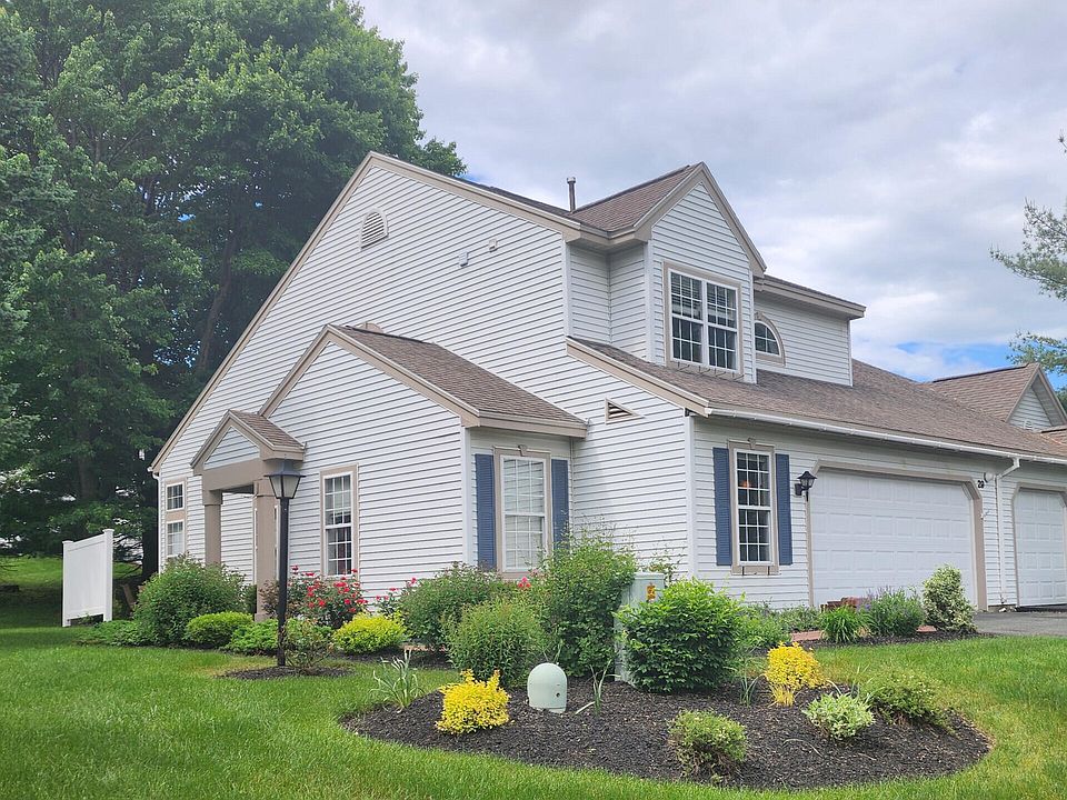 29 Highpointe Drive, Troy, NY 12182 MLS 202420169 Zillow