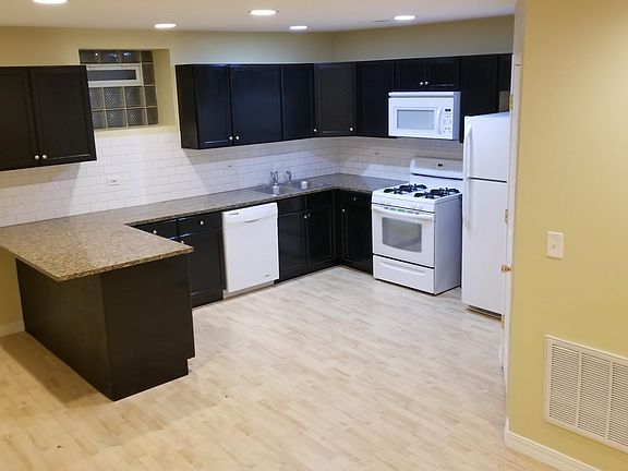 3rd image of 4321 N Drake Ave #1