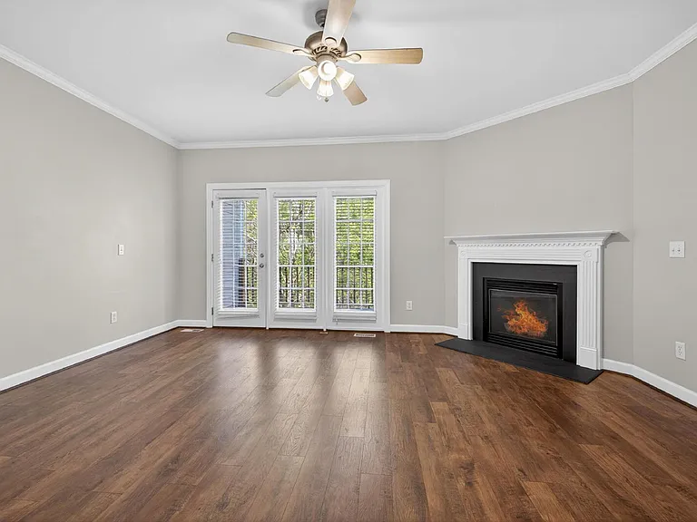 770 Parkside Townes Ct — Photo 13