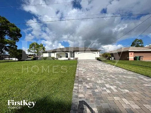 2512 NW 19th Pl
