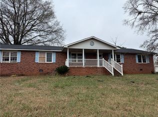 207 Donaree Cir, Anderson, SC 29625