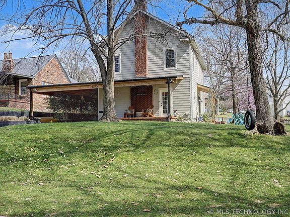 4th image of 1373 Riverside Dr