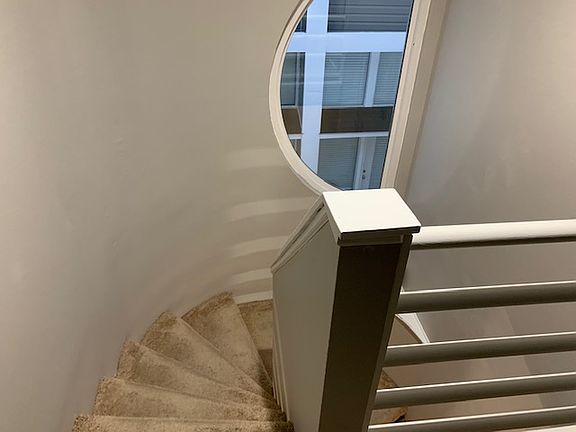 2nd image of 815 W Pensacola St APT 4