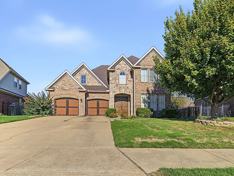 5404 S Chimay Dr