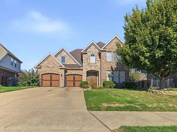 5404 S Chimay Dr, Rogers, AR 72758