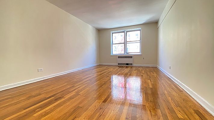 1st image of 38-15 Bowne St #104