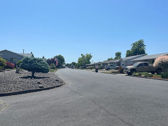 5th image of 1378 Vanderbeck Ln