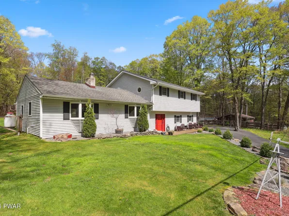 241 Niagara Dr, Pleasant Mount, PA 18453