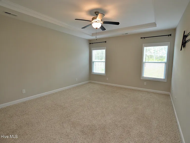 122 Permeta Dr — Photo 8