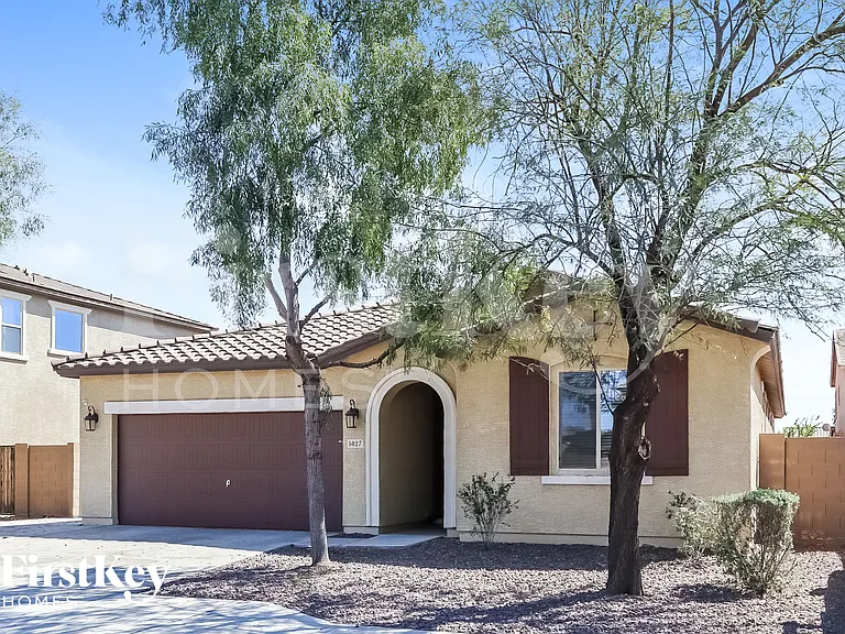 5027 W Saint Catherine Ave — Photo 2