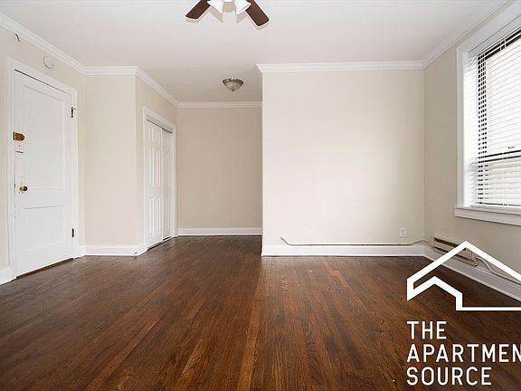 2nd image of 3345 N Marshfield Ave #2