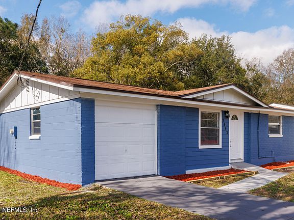 2nd image of 7442 JOHN F KENNEDY Drive E