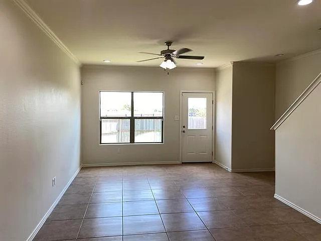 139 Niagara Dr #139 — Photo 3