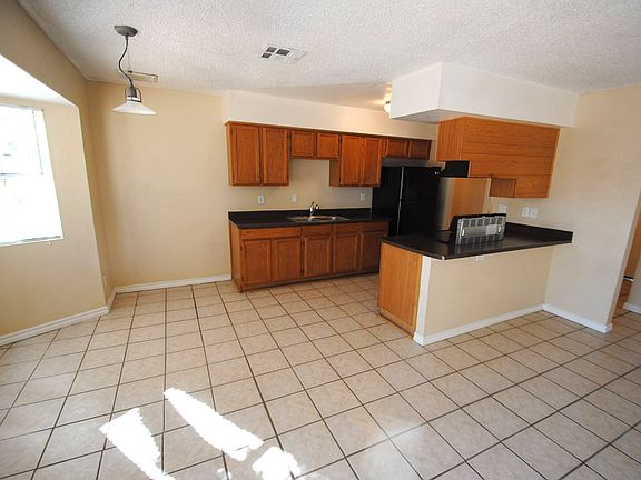 2nd image of 1027 N 61st Ave
