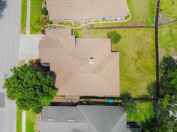 2nd image of 7967 Hampton Park Blvd E