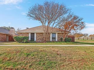 2320 Carol Good Ln, Carrollton, TX 75006
