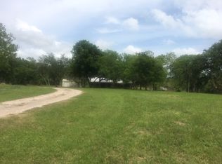 717 Old Refugio Rd, Victoria, TX 77905
