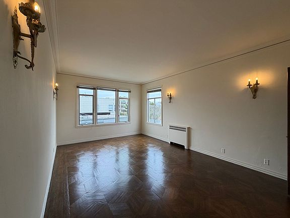 3rd image of 1585 Beach St #1363R