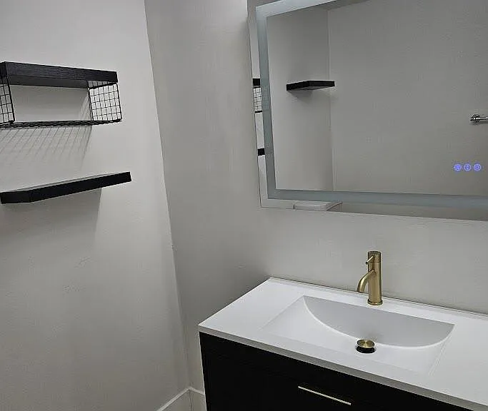 600 Three Islands Blvd #620 — Photo 11