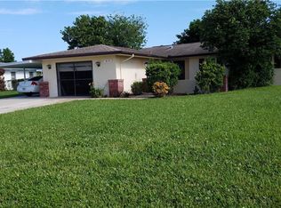 517 Shadyside St, Lehigh Acres, FL 33936