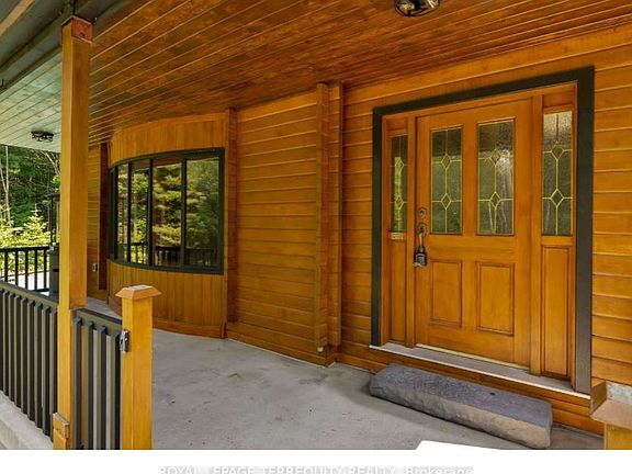 3rd image of 2668 McDonald Rd