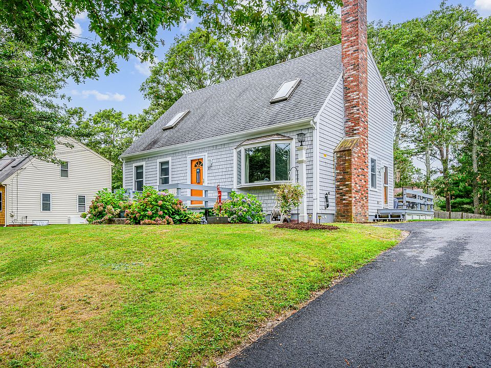 1st image of 25 Cove Road