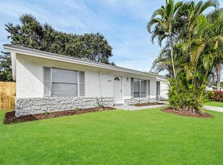 5872 Westfall Rd, Lake Worth, FL 33463