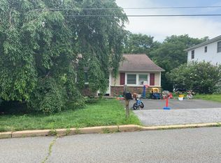85 Sterling St, Franklin, NJ 07416