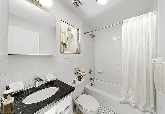 5th image of 657 Meeker Ave APT 2C