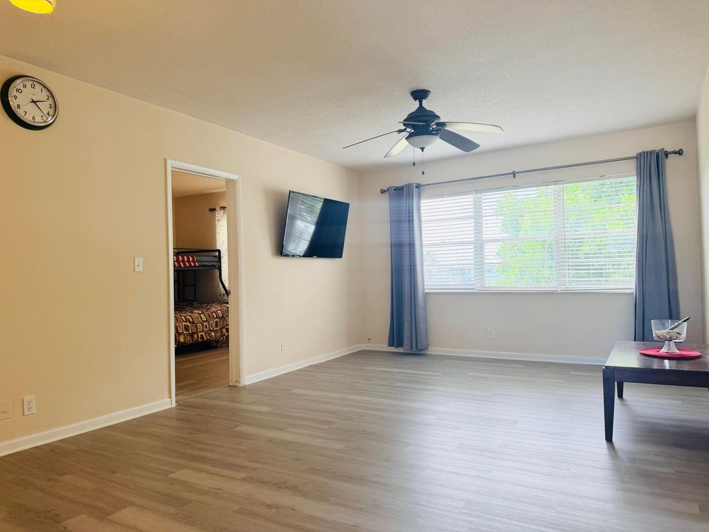 2851 E GOLF Boulevard #206, photo 6