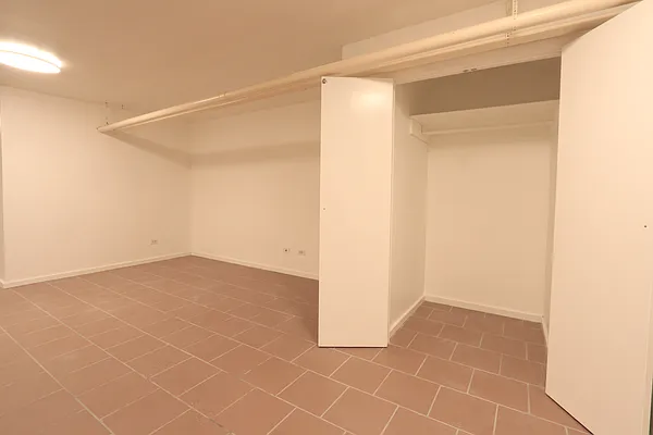 Rented by Douglas Elliman | media 33