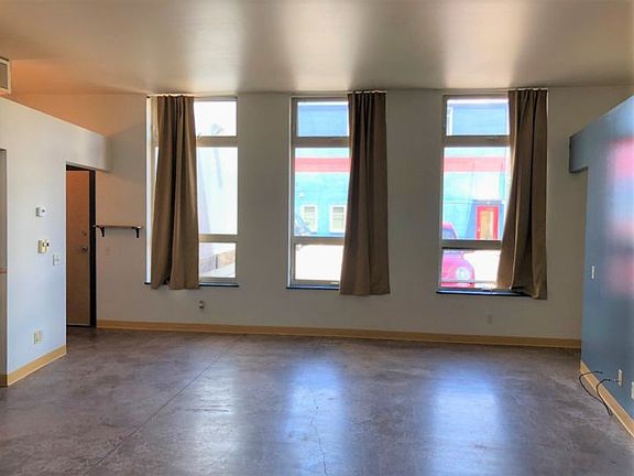 5th image of 2915 2nd Ave S #1