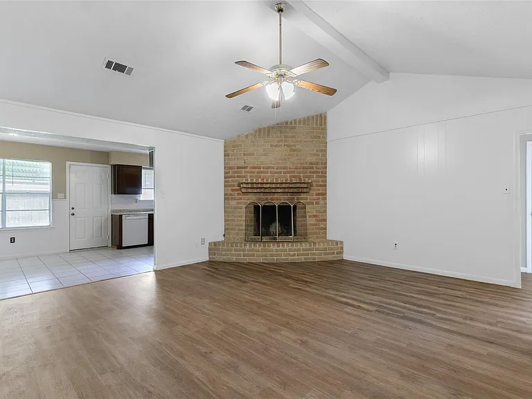 10427 Huntington Place Dr — Photo 3